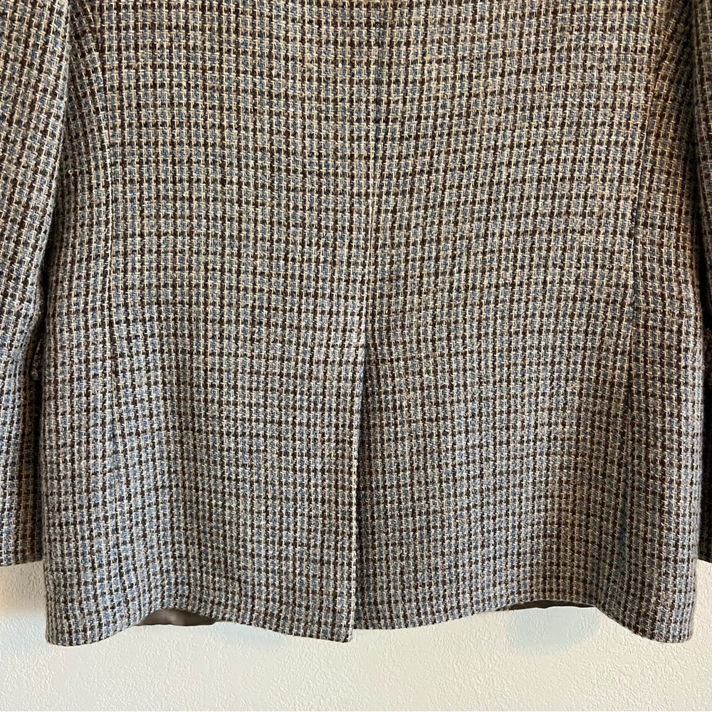 Vintage Wool Satin Lined Blazer - Picture 11 of 16